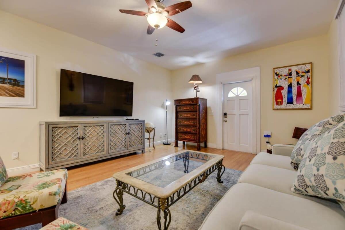 شقة Mesa House, Uno-Perfect Location كي وست المظهر الخارجي الصورة